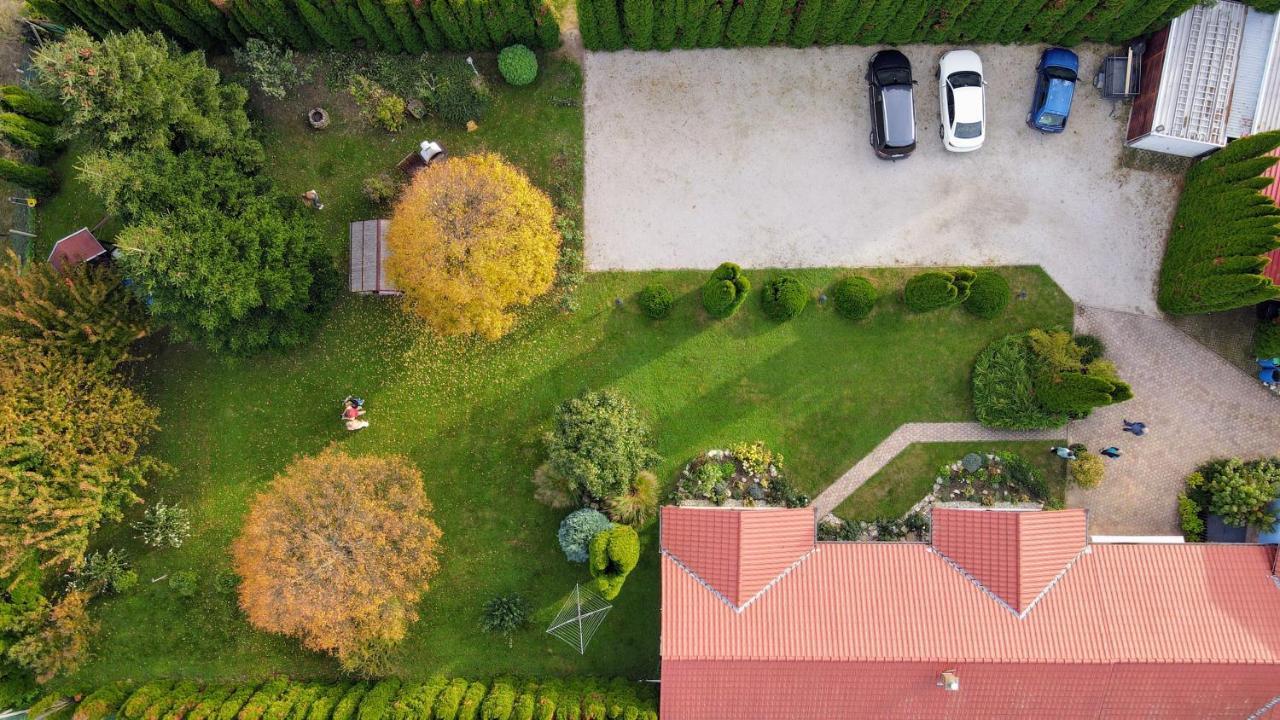 Magyar Apartmanhazak I-Iii. Zalakaros Bagian luar foto