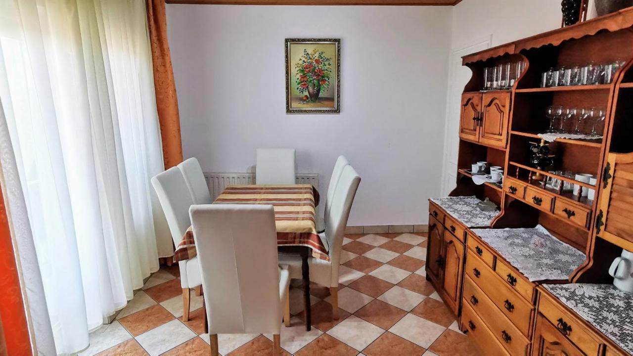 Magyar Apartmanhazak I-Iii. Zalakaros Bagian luar foto