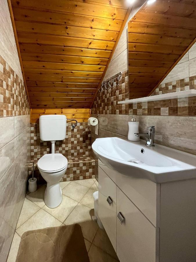 Magyar Apartmanhazak I-Iii. Zalakaros Bagian luar foto