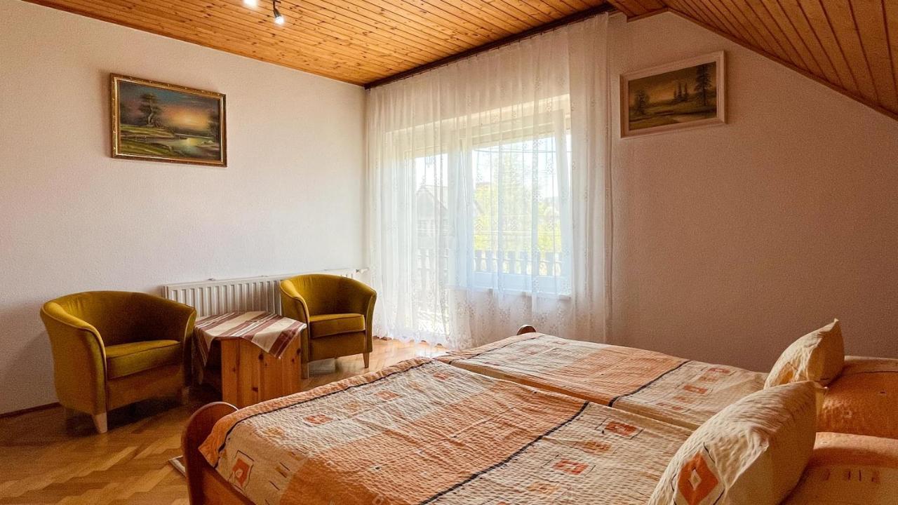 Magyar Apartmanhazak I-Iii. Zalakaros Bagian luar foto