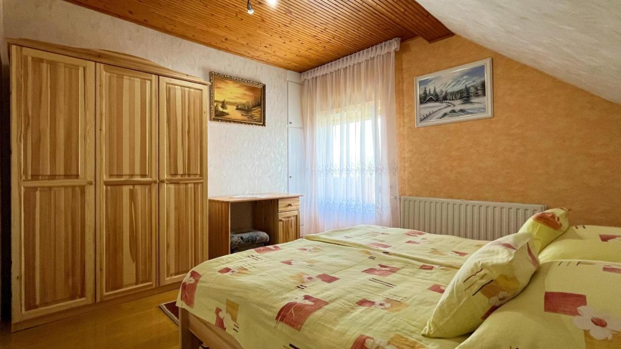 Magyar Apartmanhazak I-Iii. Zalakaros Bagian luar foto