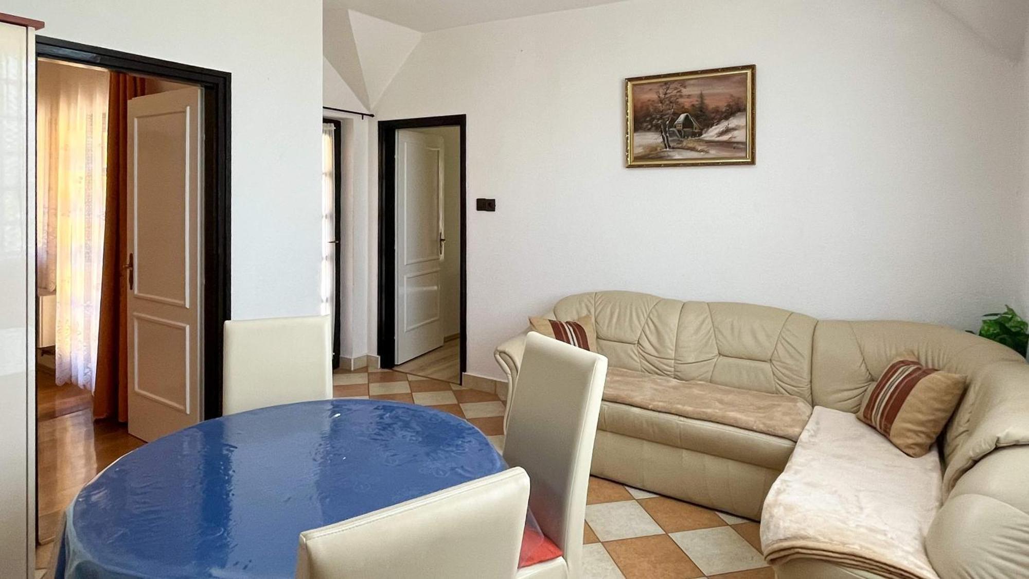 Magyar Apartmanhazak I-Iii. Zalakaros Ruang foto