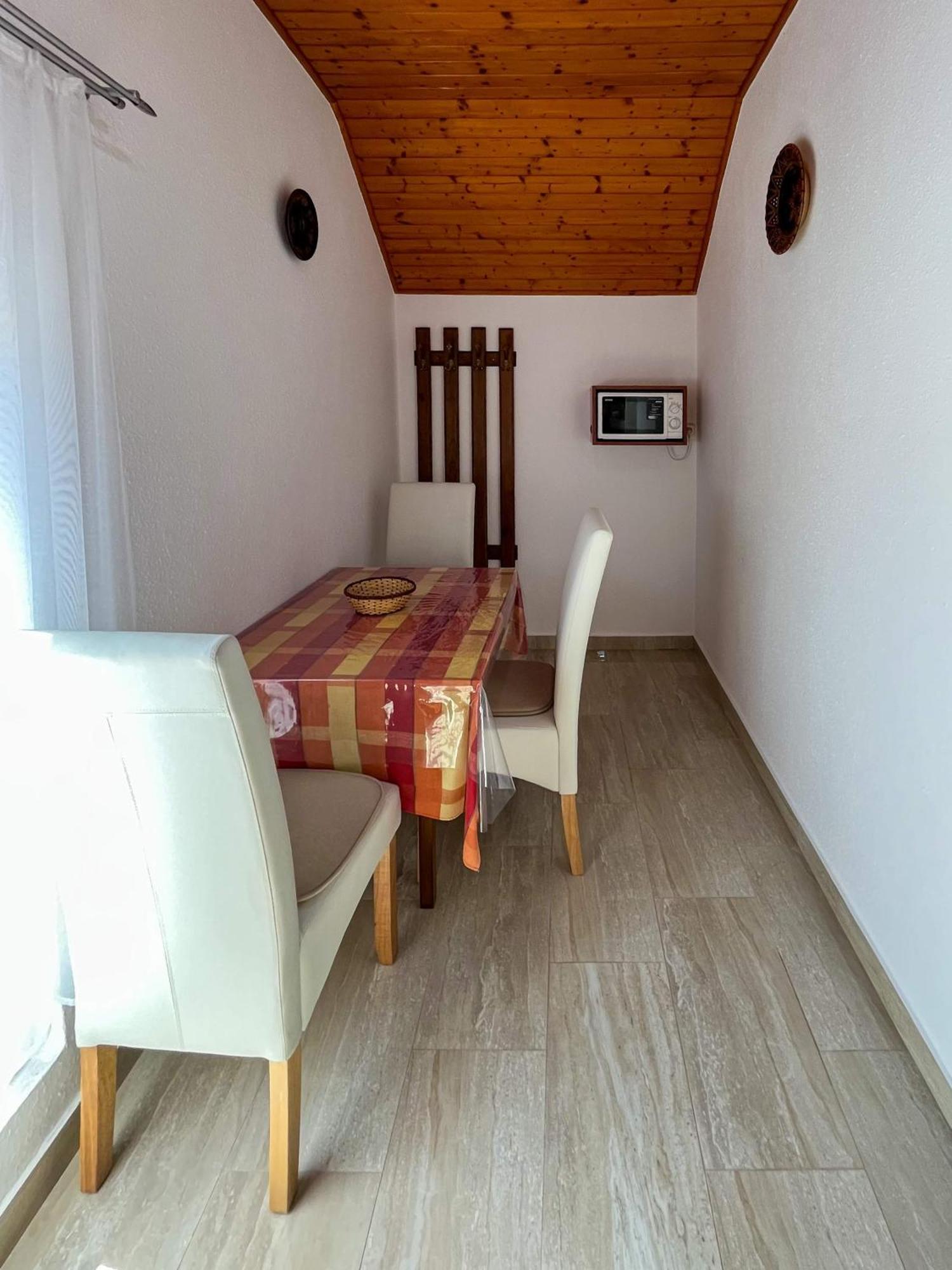 Magyar Apartmanhazak I-Iii. Zalakaros Ruang foto