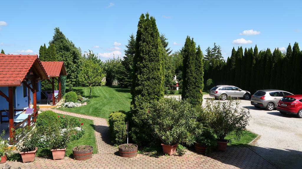 Magyar Apartmanhazak I-Iii. Zalakaros Bagian luar foto