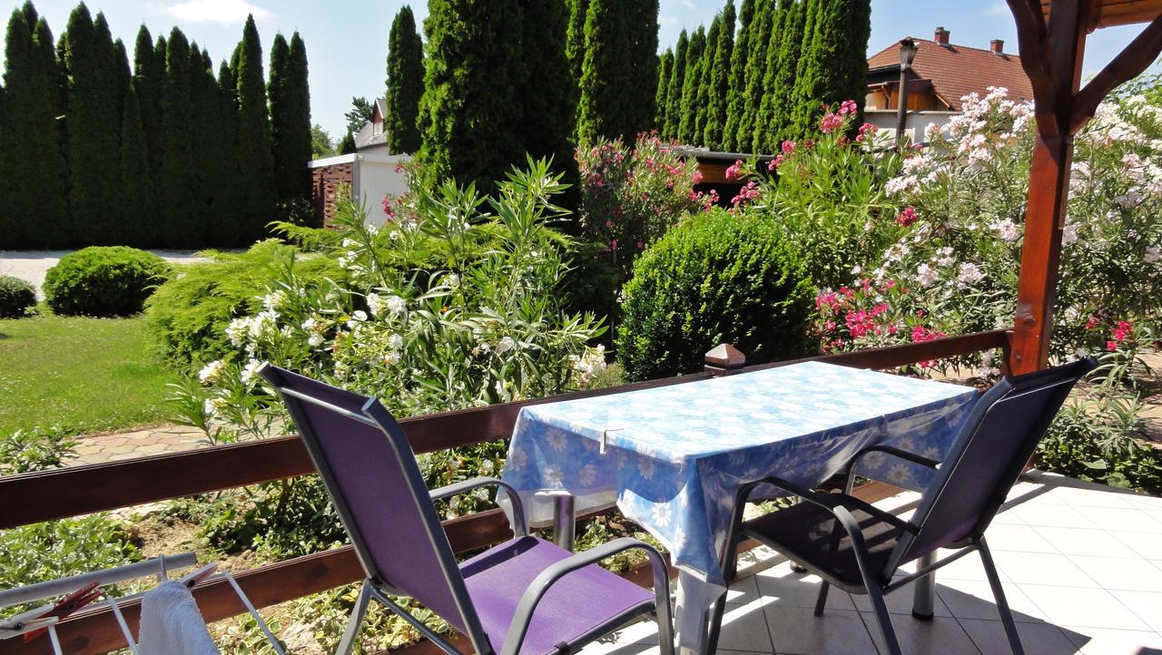 Magyar Apartmanhazak I-Iii. Zalakaros Bagian luar foto